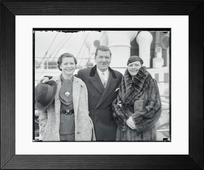 Framed Print : Portrait of Actor George Bancroft With Wife and Daughter Framed Print : Portrait of Actor George Bancroft With Wife and Daughter
