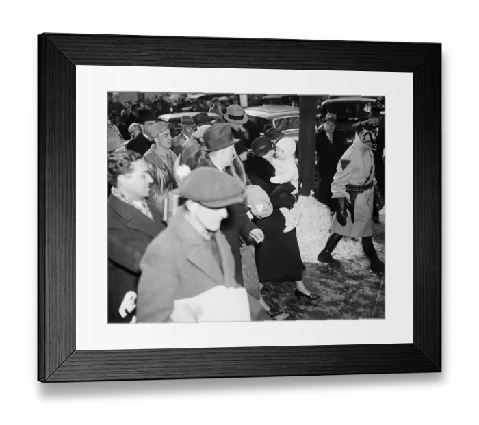 Framed Print : Mrs. Hauptmann And Baby W / Police Escort Framed Print : Mrs. Hauptmann And Baby W / Police Escort
