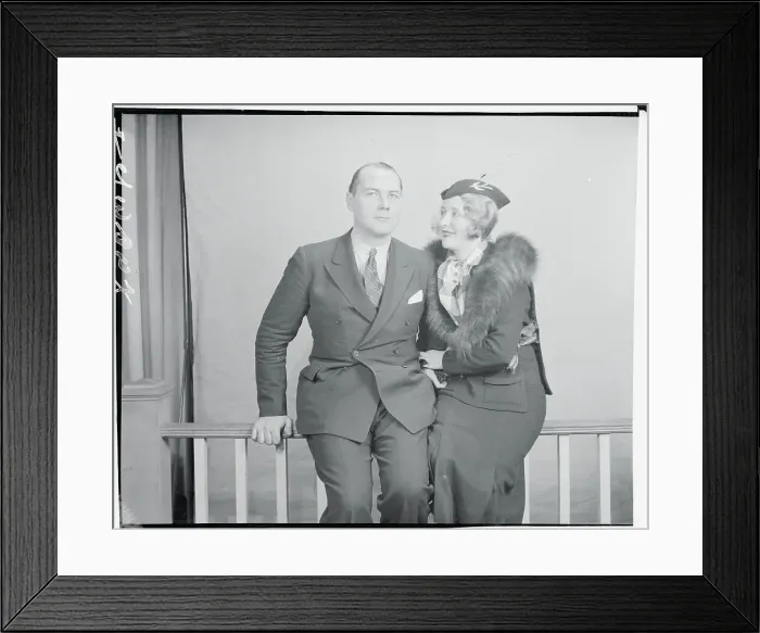 Framed Print : Mildred Harris Chaplin with New Husband William Fleckenstein Framed Print : Mildred Harris Chaplin with New Husband William Fleckenstein
