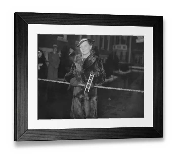 Framed Print : Lindbergh Trial Spectator with Collectors Item Framed Print : Lindbergh Trial Spectator with Collectors Item