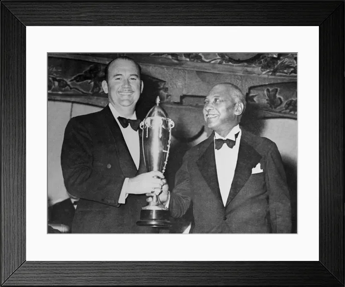 Framed Print : WC Handy Presenting Cup to Paul Whiteman Framed Print : WC Handy Presenting Cup to Paul Whiteman