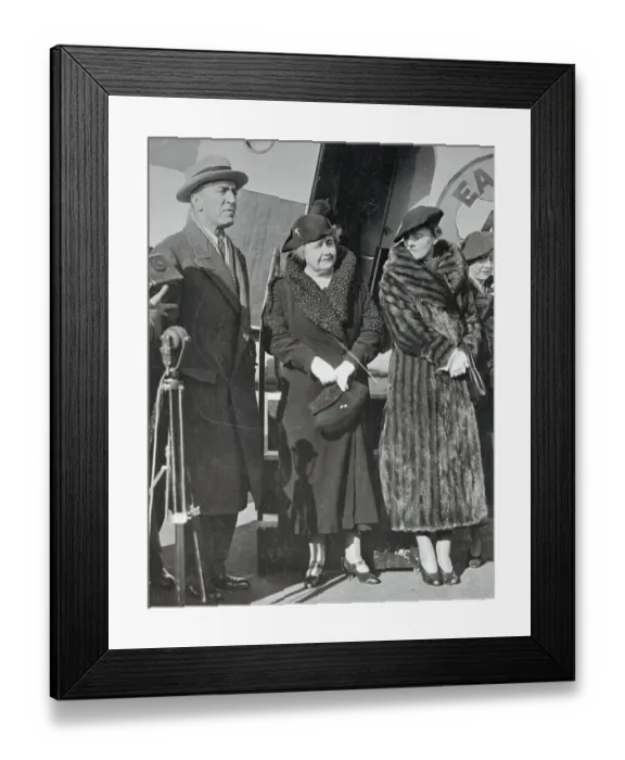 Framed Print : Eddie Rickenbacker with Mrs Woodrow Wilson and Mrs Eugene Meyer Framed Print : Eddie Rickenbacker with Mrs Woodrow Wilson and Mrs Eugene Meyer