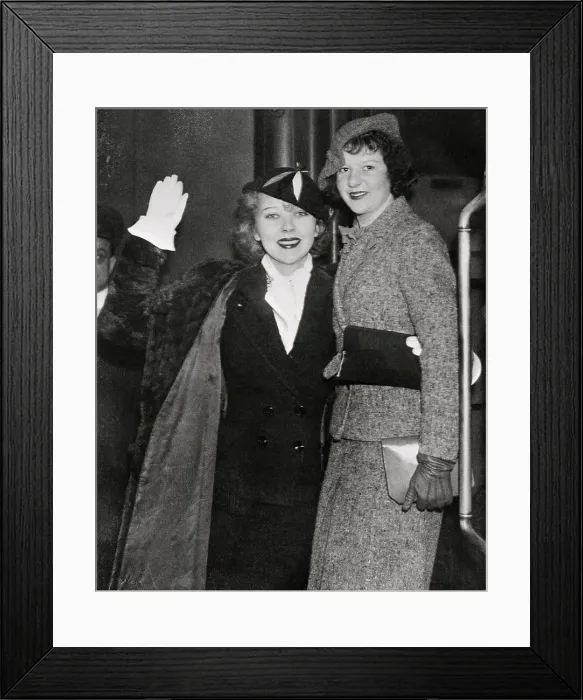 Framed Print : Portrait of Ida Lupino with Her Sister Rita Framed Print : Portrait of Ida Lupino with Her Sister Rita