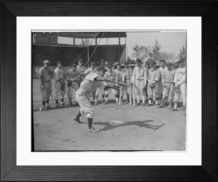 Framed Print : Jo Jo White Giving Batting Lesson Framed Print : Jo Jo White Giving Batting Lesson
