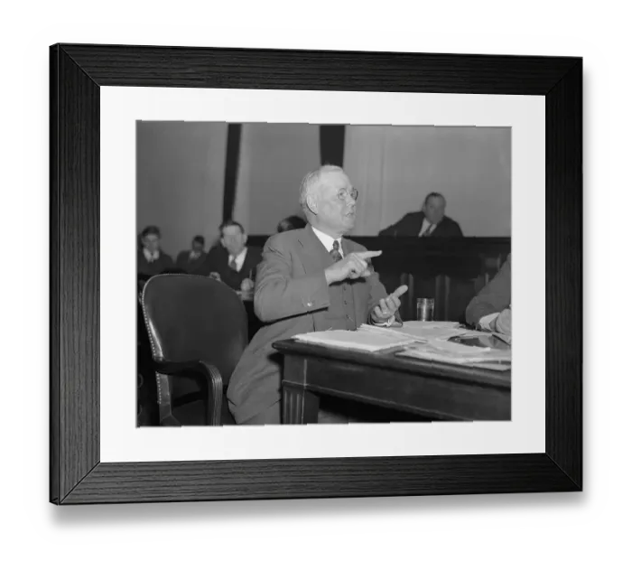 Framed Print : William H. Green Speaking and Gesturing in Court Framed Print : William H. Green Speaking and Gesturing in Court