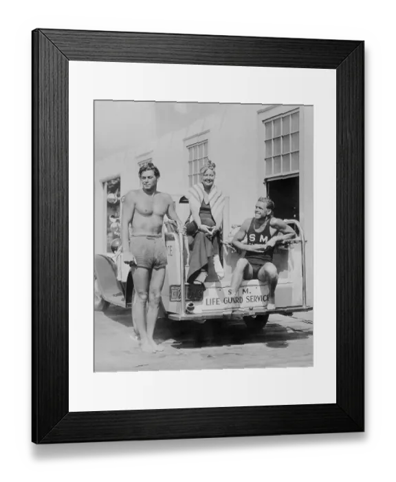 Framed Print : Johnny Weismuller and Thelma Todd with Lifeguard Framed Print : Johnny Weismuller and Thelma Todd with Lifeguard