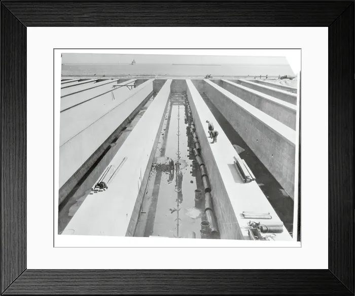 Framed Print : Workers Setting Pipe Framed Print : Workers Setting Pipe