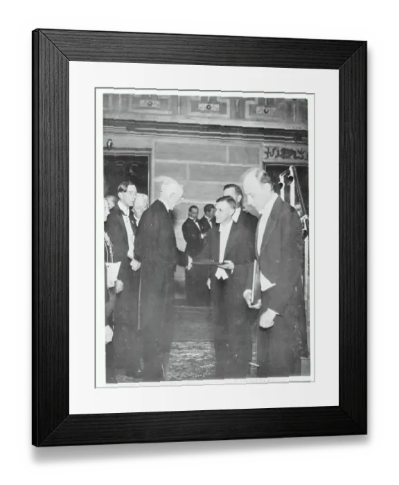 Framed Print : King Gustav Presenting Nobel Prize for Medicine Framed Print : King Gustav Presenting Nobel Prize for Medicine