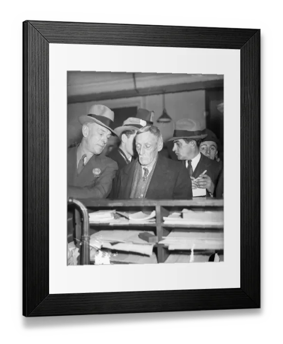Framed Print : Serial Killer Albert Fish on Trial