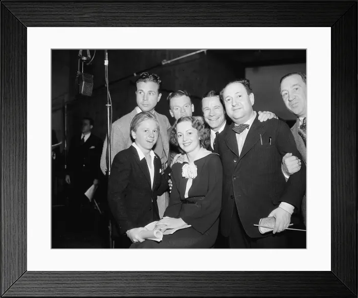 Framed Print : Group Portrait of A Midsummer Night's Dream Broadcasters Framed Print : Group Portrait of A Midsummer Night's Dream Broadcasters