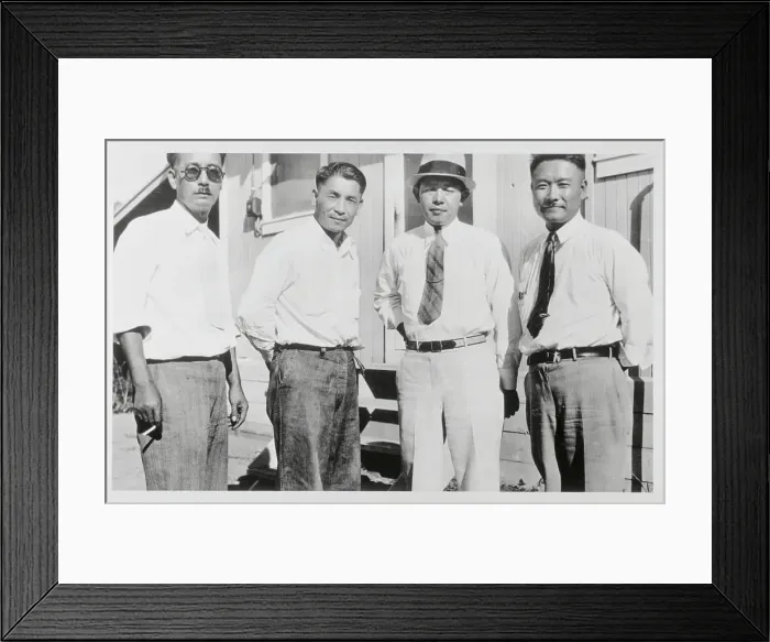 Framed Print : Portrait of Japanese Leaders Meeting About Arizona Violence Framed Print : Portrait of Japanese Leaders Meeting About Arizona Violence