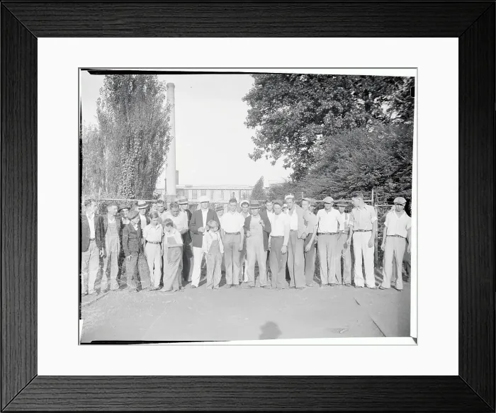 Framed Print : Portrait of Exposition Plant Strikers at Atlanta Georgia Framed Print : Portrait of Exposition Plant Strikers at Atlanta Georgia
