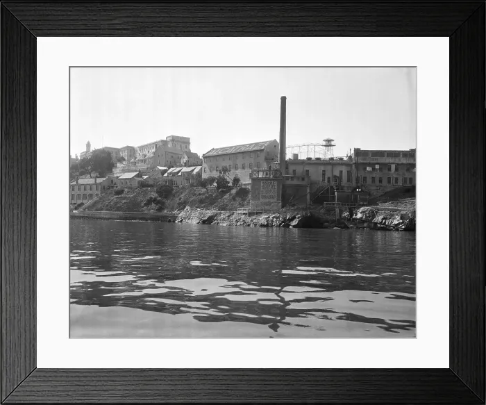 Framed Print : Buildings on Alcatraz