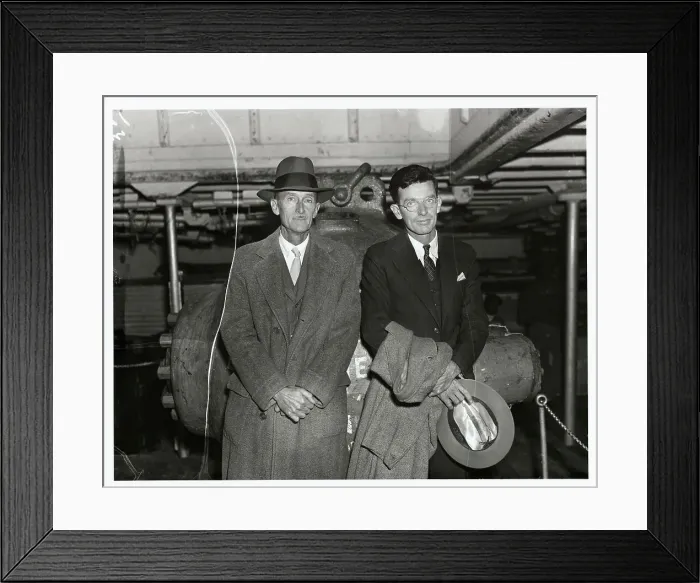 Framed Print : William Beebe and J. Tee-Van Framed Print : William Beebe and J. Tee-Van