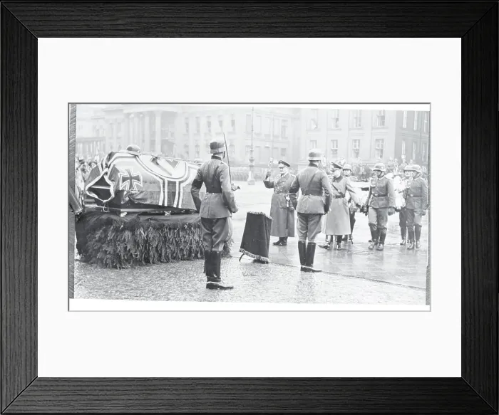 Framed Print : Goering Salutes at Hindenberg Funeral Framed Print : Goering Salutes at Hindenberg Funeral