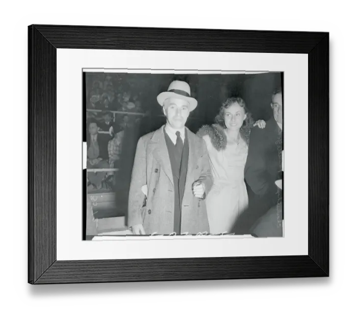 Framed Print : Portrait of Charlie Chaplin and Paulette Goddard Framed Print : Portrait of Charlie Chaplin and Paulette Goddard