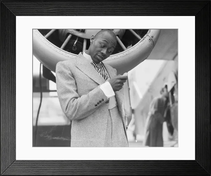 Framed Print : Stepin Fetchit To Board Airplane Framed Print : Stepin Fetchit To Board Airplane