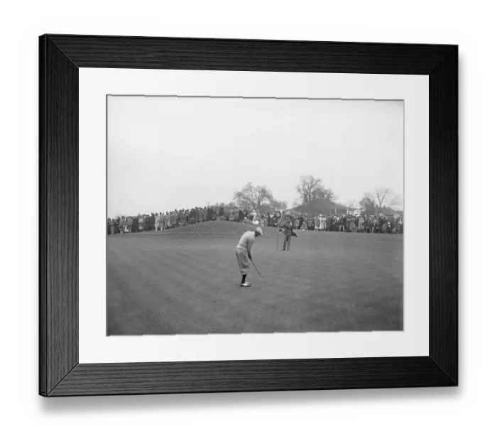 Framed Print : Horton Smith Putting Framed Print : Horton Smith Putting