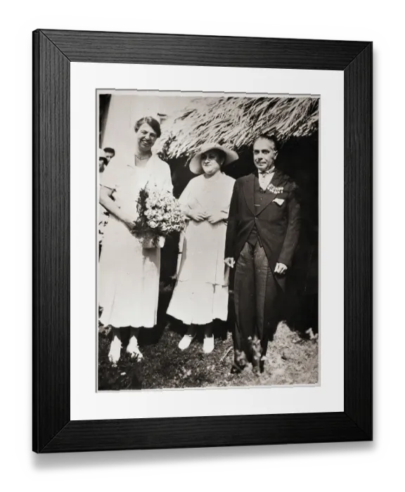 Framed Print : Eleanor Roosevelt and Rafael and Hilda Trujillo Pose Framed Print : Eleanor Roosevelt and Rafael and Hilda Trujillo Pose