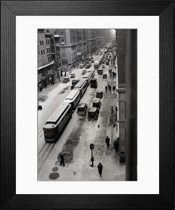 Framed Print : Blizzard Tying up NYC Traffic Framed Print : Blizzard Tying up NYC Traffic