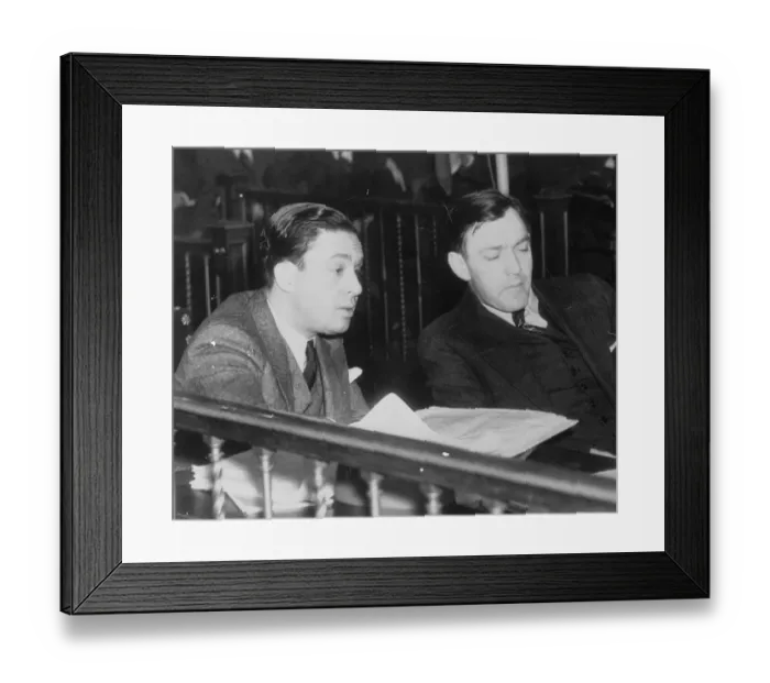 Framed Print : Dutch Schultz and His Lawyer in Courtroom Framed Print : Dutch Schultz and His Lawyer in Courtroom