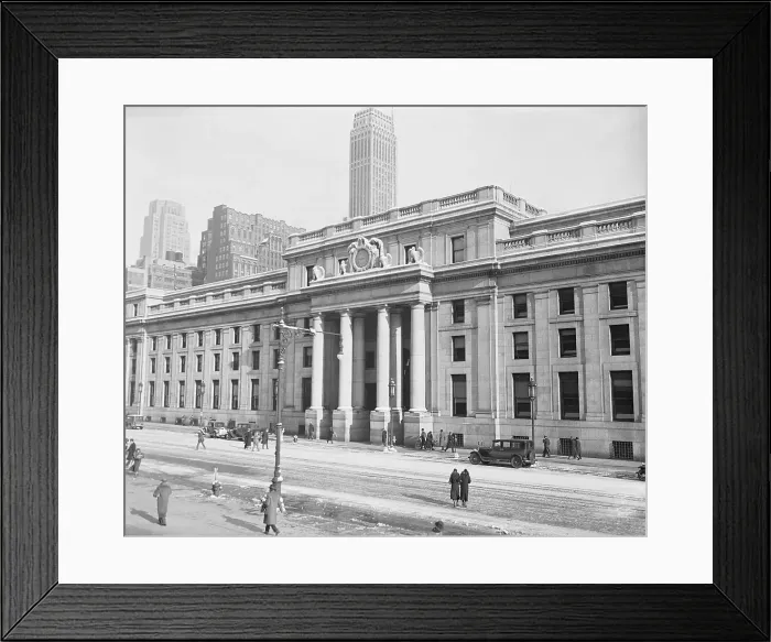 Framed Print : Pennsylvania Station During Cab Strike Framed Print : Pennsylvania Station During Cab Strike