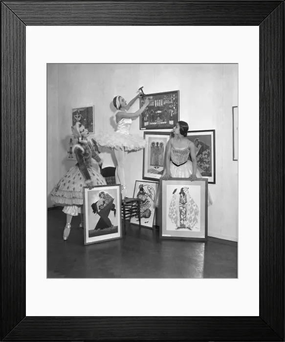 Framed Print : International Theatre Arts Exhibit Opens in N.Y.C Framed Print : International Theatre Arts Exhibit Opens in N.Y.C