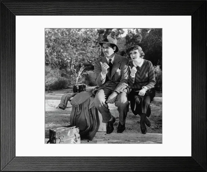 Framed Print : Clark Gable and Claudette Colbert in It Happened one Night Framed Print : Clark Gable and Claudette Colbert in It Happened one Night