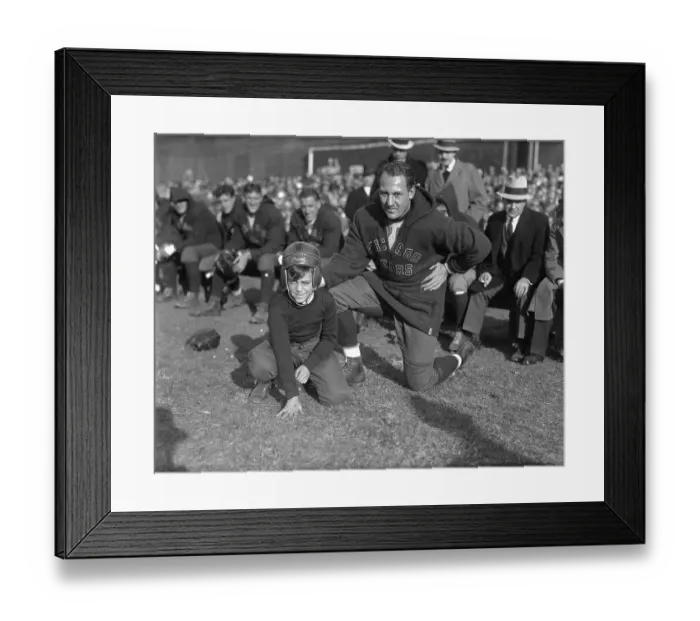 Framed Print : Philadelphia Eagles Playing Chicago Bears Framed Print : Philadelphia Eagles Playing Chicago Bears