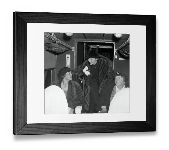 Framed Print : Countess Caroline Zarnardi Landi with Mother and Katharine Hepburn Traveling Together Framed Print : Countess Caroline Zarnardi Landi with Mother and Katharine Hepburn Traveling Together