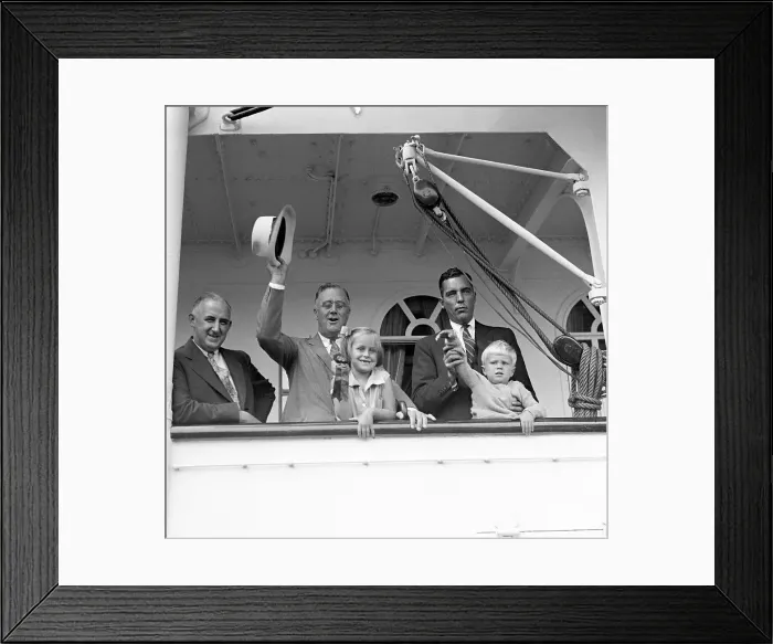 Framed Print : Vincent Astor and Franklin D. Roosevelt Framed Print : Vincent Astor and Franklin D. Roosevelt