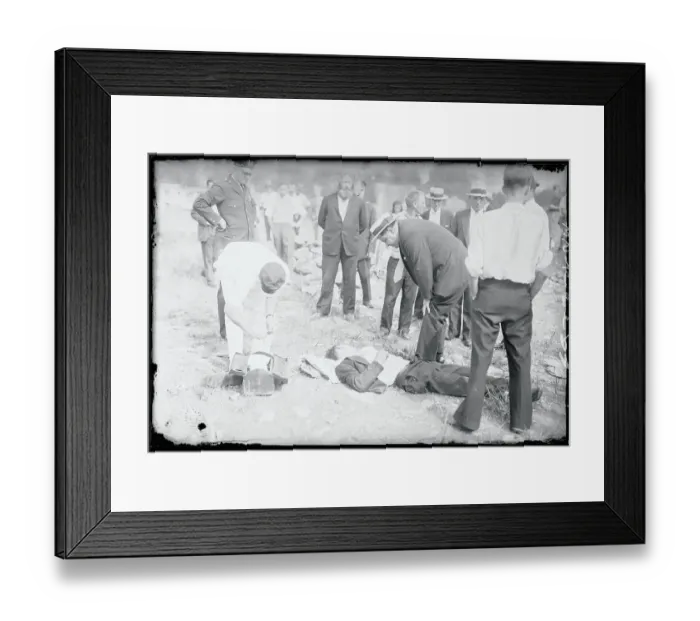 Framed Print : Man Injured by Glass Bottle Framed Print : Man Injured by Glass Bottle