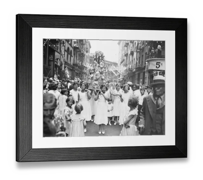 Framed Print : Italians Pay Tribute To St Rocco Framed Print : Italians Pay Tribute To St Rocco