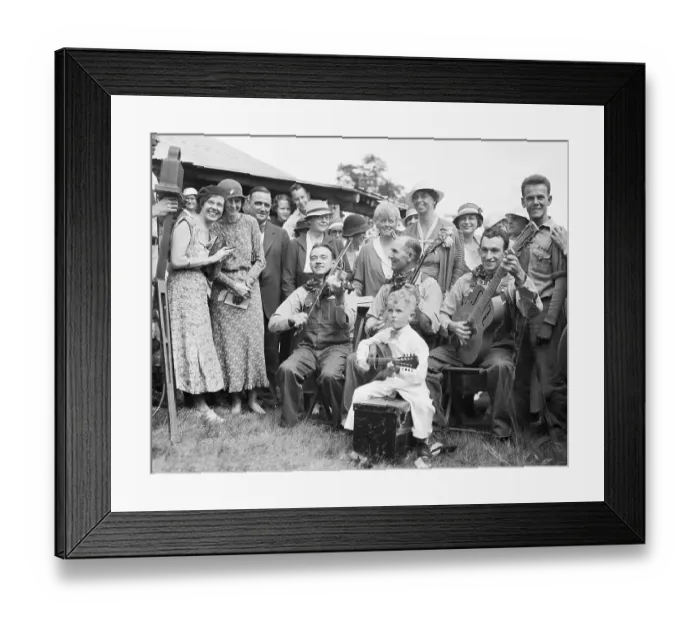 Framed Print : First Lady Eleanor Roosevelt Watches Banjo Players Framed Print : First Lady Eleanor Roosevelt Watches Banjo Players