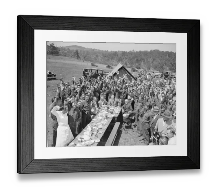 Framed Print : Pres F Roosevelt @ Long Table W / Crowd