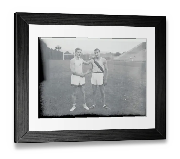 Framed Print : Bill Bonthron Congratulating Jack Lovelock Framed Print : Bill Bonthron Congratulating Jack Lovelock