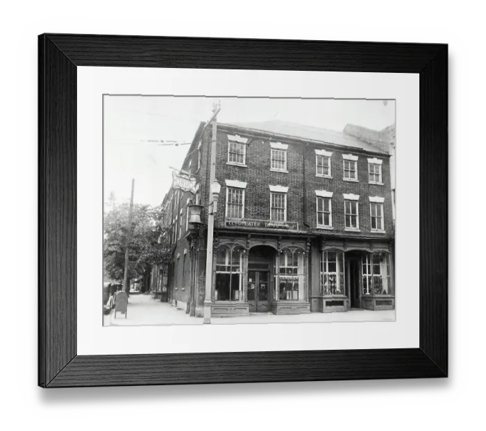 Framed Print : Leadbeaters Apothecary Shop Framed Print : Leadbeaters Apothecary Shop