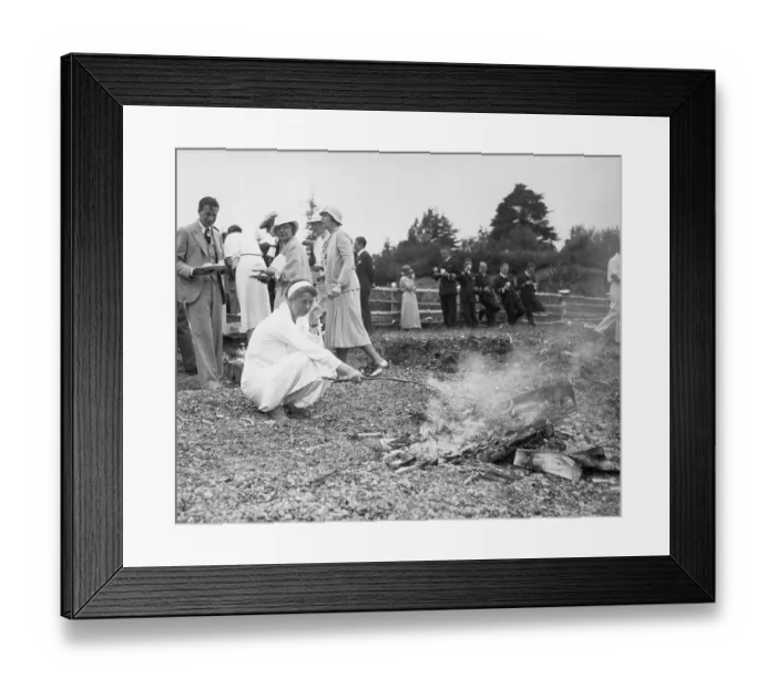 Framed Print : Eleanor Roosevelt Roasting Hot Dogs Framed Print : Eleanor Roosevelt Roasting Hot Dogs