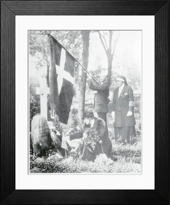 Framed Print : Woman Kneeling at Tomb Framed Print : Woman Kneeling at Tomb