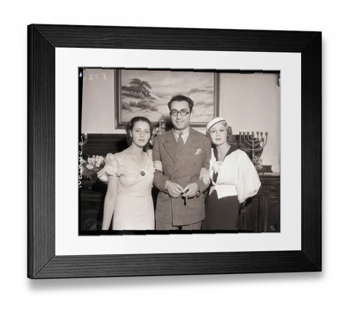Framed Print : Hollywood Director and Actresses Posing Framed Print : Hollywood Director and Actresses Posing