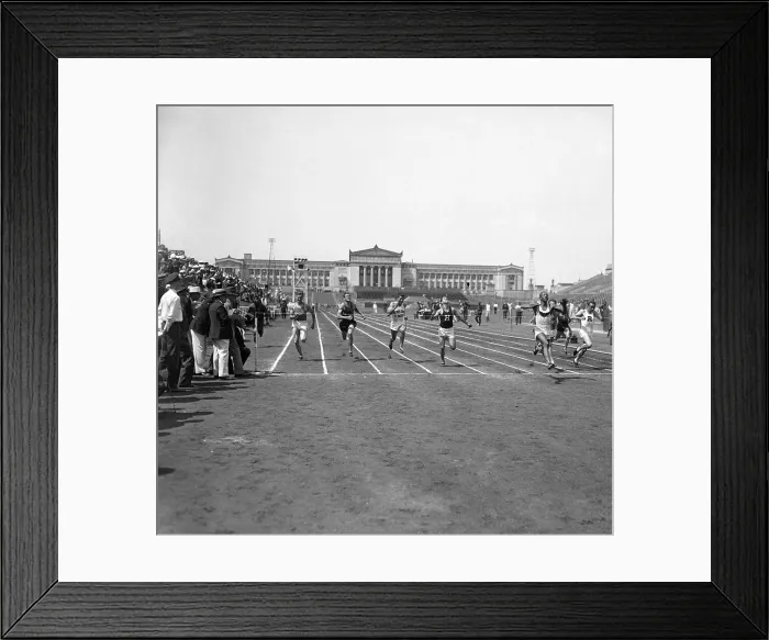 Framed Print : Jesse Owens Winning 100 Meter Dash Framed Print : Jesse Owens Winning 100 Meter Dash