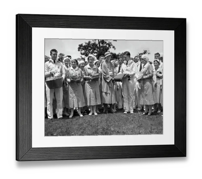 Framed Print : Eleanor Roosevelt Stands with 4-H Club Members Framed Print : Eleanor Roosevelt Stands with 4-H Club Members