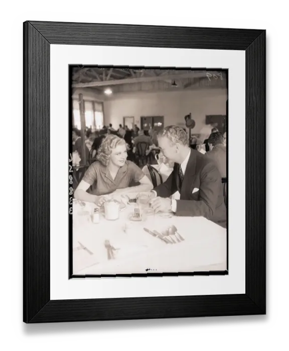 Framed Print : Ginger Rogers and William Boyd Eating Framed Print : Ginger Rogers and William Boyd Eating