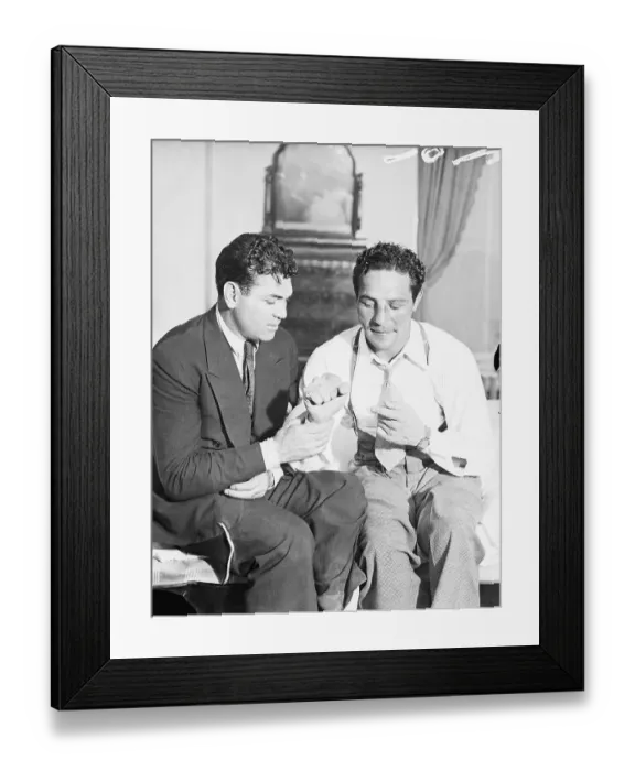 Framed Print : Max Baer Shows Jack Dempsey Right Hand Framed Print : Max Baer Shows Jack Dempsey Right Hand