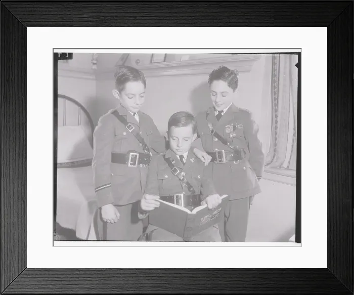 Framed Print : Children of the Stars in Uniform and Sharing a Book Framed Print : Children of the Stars in Uniform and Sharing a Book