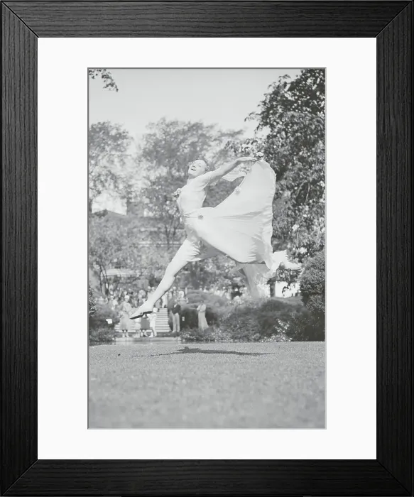 Framed Print : Martha Lane Dancing for Crowd Framed Print : Martha Lane Dancing for Crowd