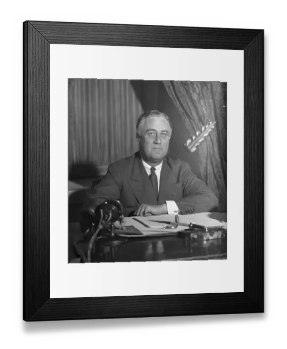 Framed Print : Portrait of Franklin Delano Roosevelt Framed Print : Portrait of Franklin Delano Roosevelt