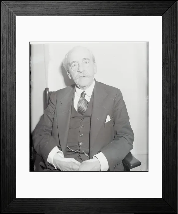 Framed Print : Carlos De La Torre Framed Print : Carlos De La Torre