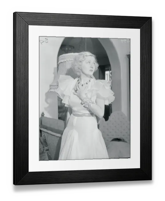 Framed Print : Peggy Hopkins Joyce Wearing Pase Diamonds Framed Print : Peggy Hopkins Joyce Wearing Pase Diamonds