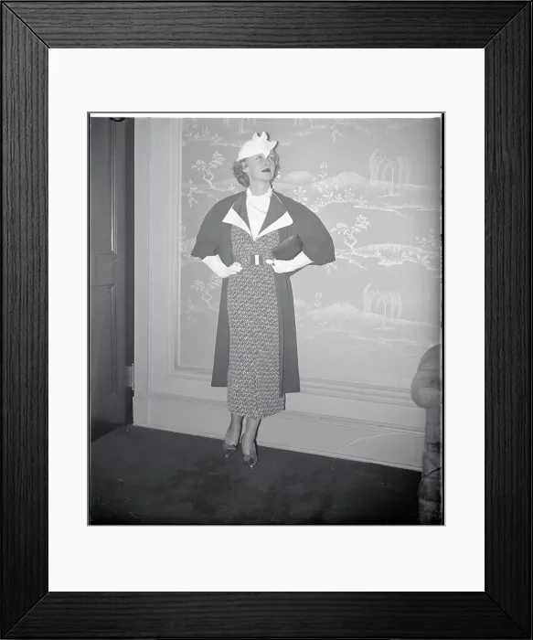 Framed Print : Portrait of Bette Davis Framed Print : Portrait of Bette Davis